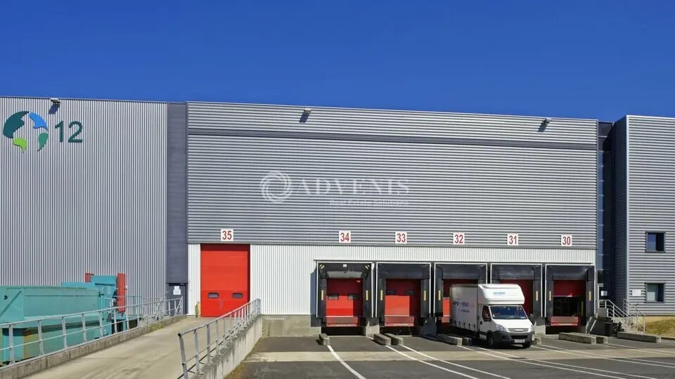 Industrial in Mitry-Mory for lease - Building Photo - Image 2 of 9