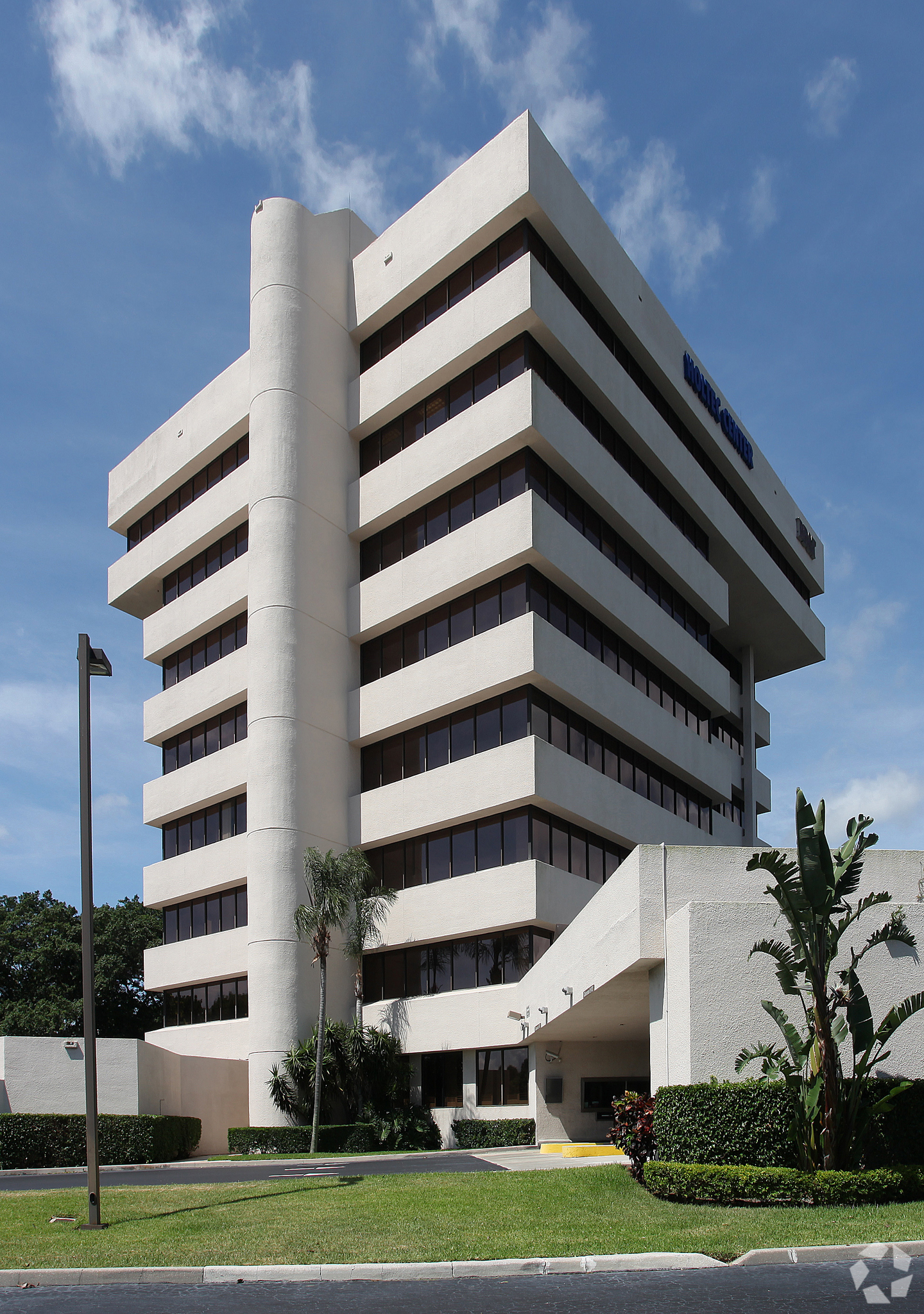 1001 N US Highway 1, Jupiter, FL for lease Building Photo- Image 1 of 9