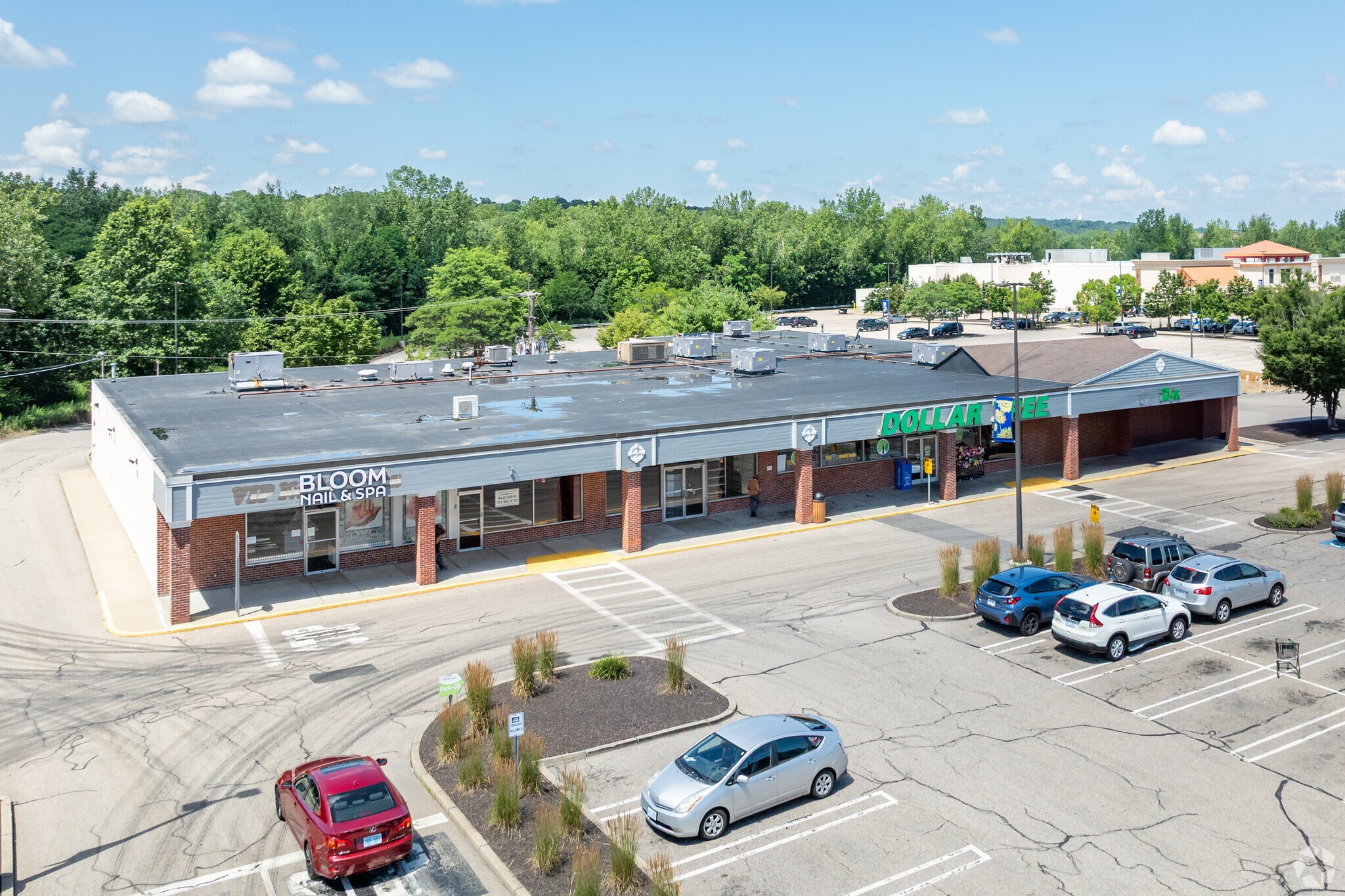 52-70 Mendon Rd, Cumberland, RI for lease Primary Photo- Image 1 of 2