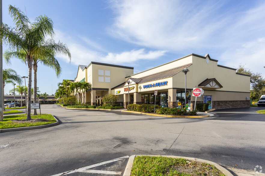 12608-12712 Tamiami Trl E, Naples, FL for lease - Primary Photo - Image 3 of 11