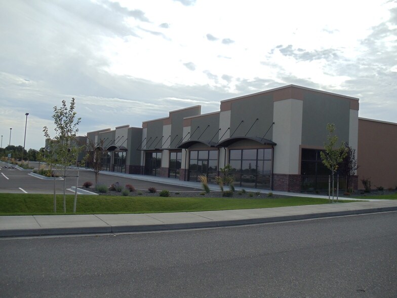2909 S Quillan St, Kennewick, WA for lease - Primary Photo - Image 1 of 5