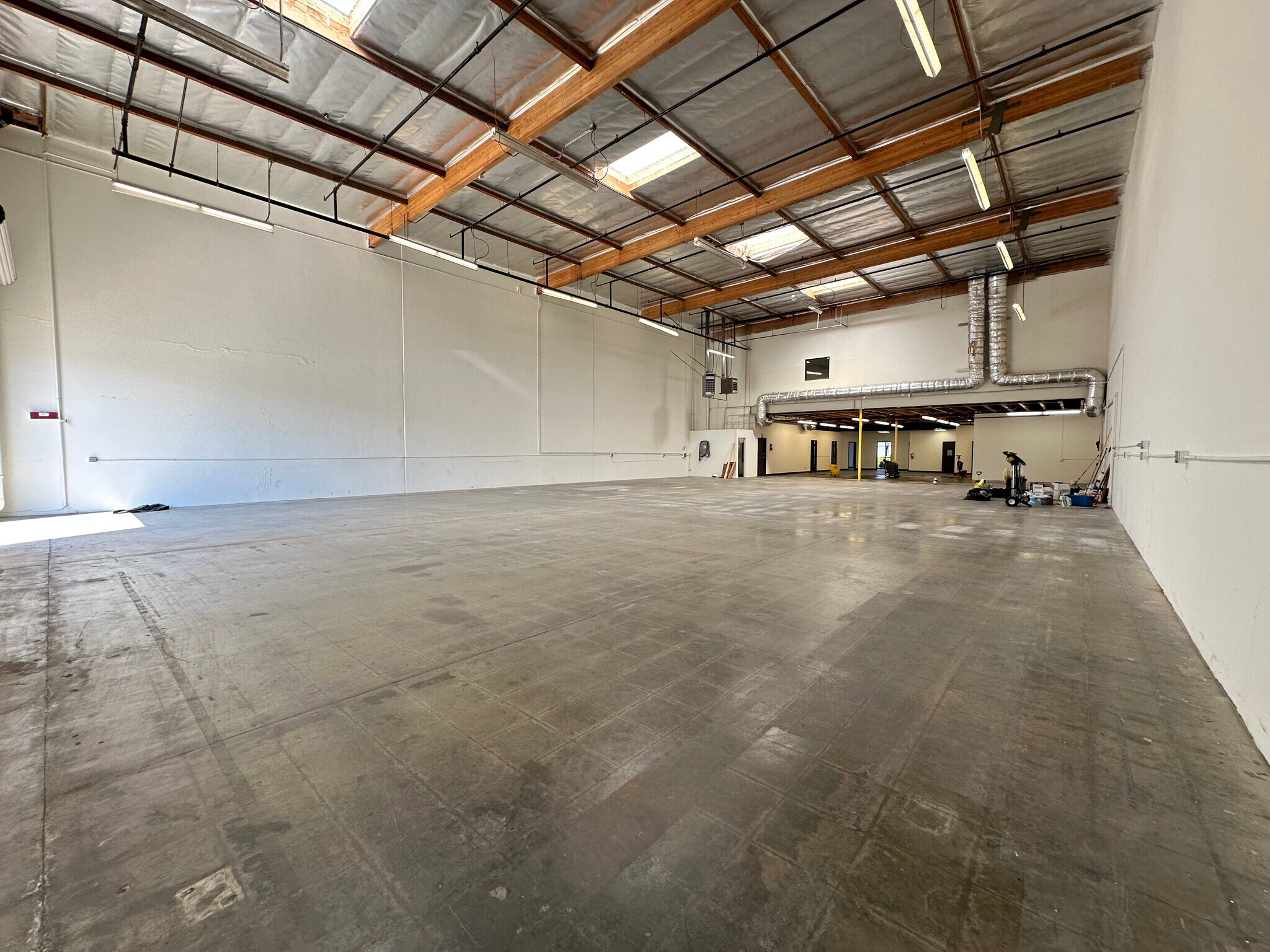 24922 Anza Dr, Valencia, CA for lease Interior Photo- Image 1 of 17