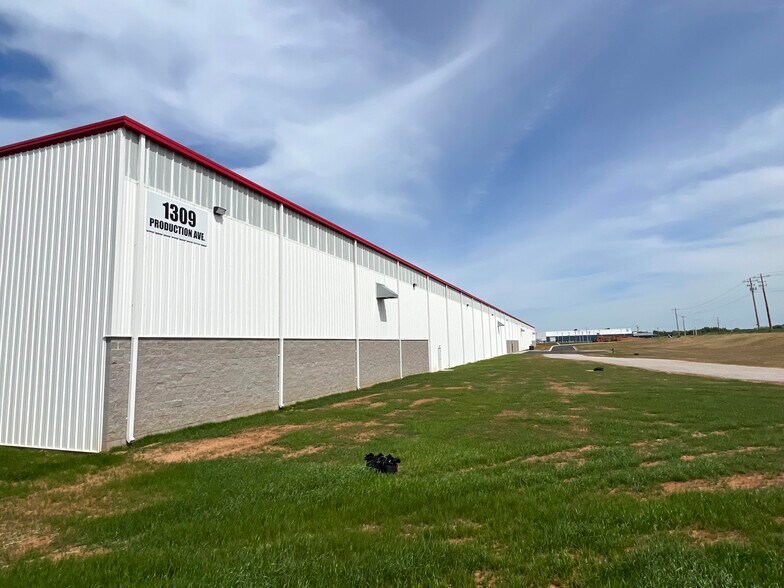 1309 Production Ave., Bowling Green, KY 42101 Dominion VI