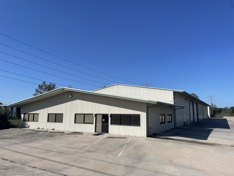 24431 Hufsmith-Khorville Rd, Tomball, TX for lease - Building Photo - Image 2 of 5