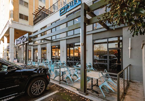 2285 Peachtree Rd NE, Atlanta, GA for sale - Building Photo - Image 3 of 17