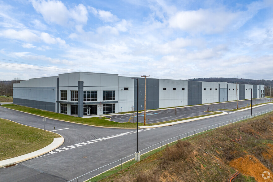 520 Busser Rd, York, PA for lease - Building Photo - Image 3 of 5