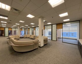 401 E Market St, Charlottesville, VA for lease Interior Photo- Image 2 of 5