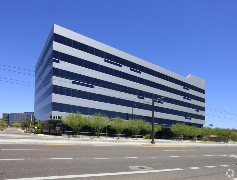 4600 E Washington St, Phoenix, AZ for lease - Building Photo - Image 2 of 12