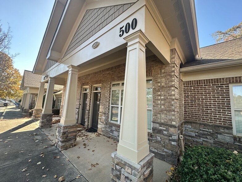 102 Mary Alice Park Rd, Cumming, GA for lease - Building Photo - Image 2 of 26