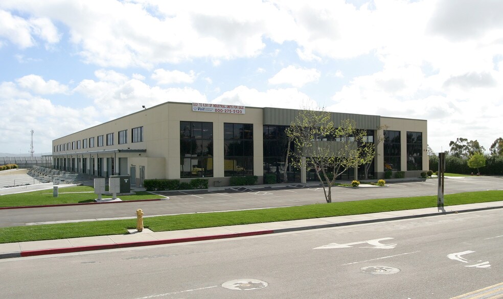 10065 Via De La Amistad, San Diego, CA for lease - Building Photo - Image 3 of 24