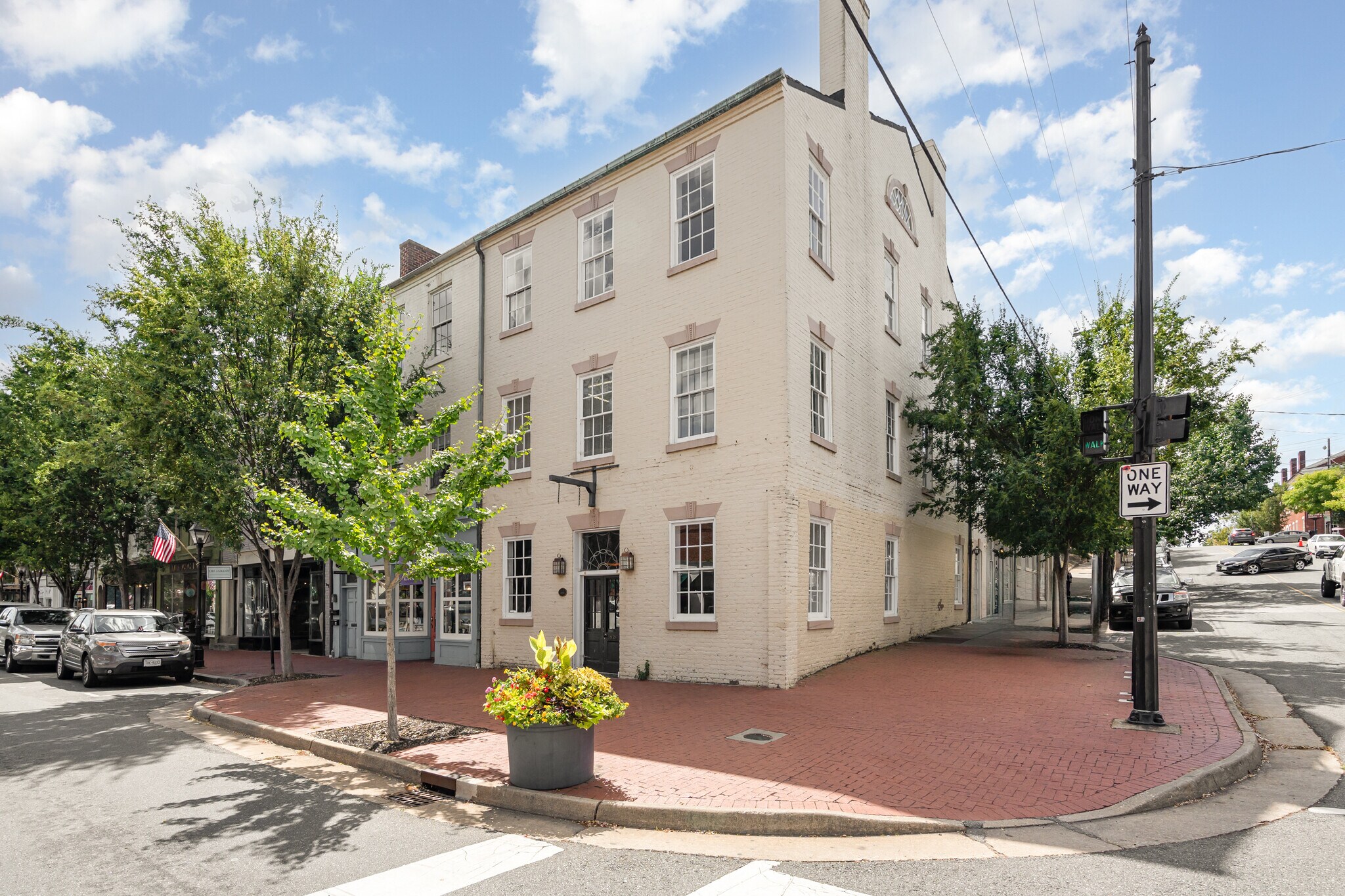 826 Caroline St, Fredericksburg, VA for lease Interior Photo- Image 1 of 13