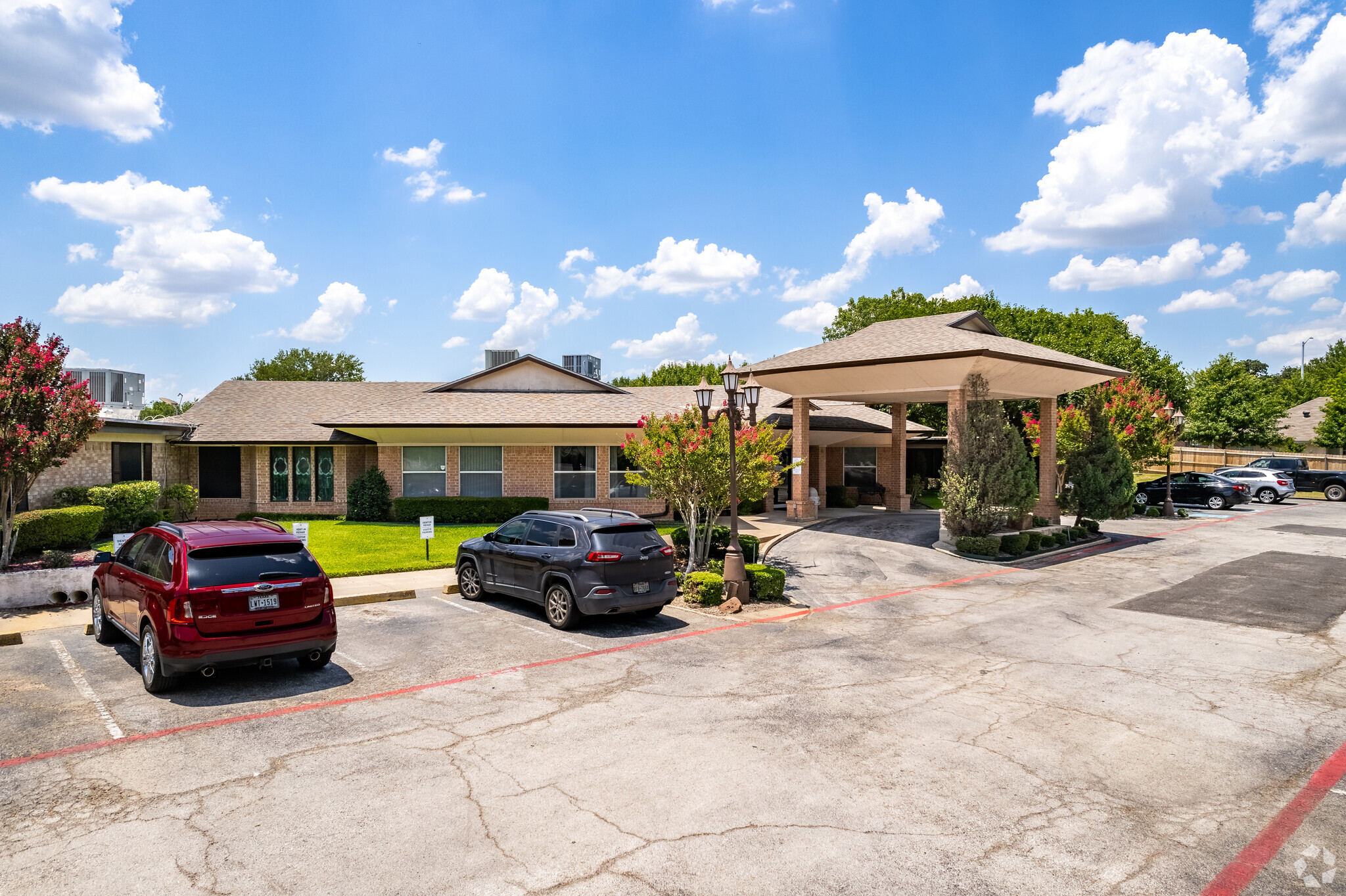 2229 N Carroll Blvd, Denton, TX for sale Building Photo- Image 1 of 37