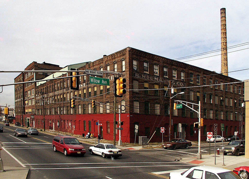 300 Observer Hwy, Hoboken, NJ for lease - Building Photo - Image 2 of 10