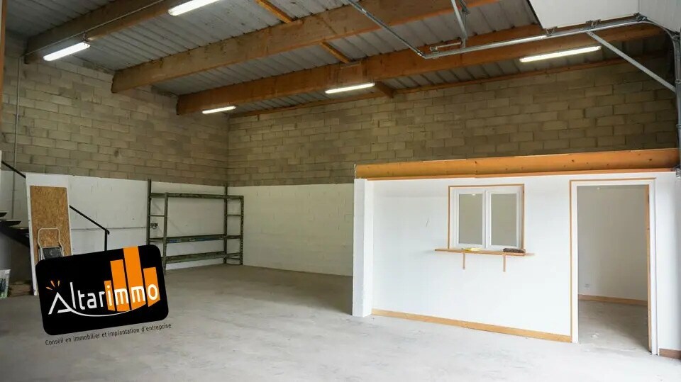 Flex in Champhol for lease - Interior Photo - Image 2 of 4