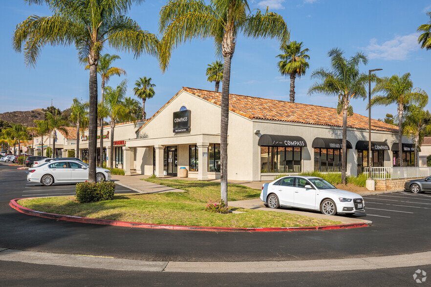 2441-2471 Jamacha Rd, El Cajon, CA for lease - Building Photo - Image 1 of 19