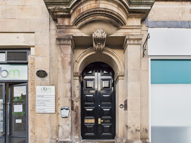 147-149 High St, Elgin for lease - Building Photo - Image 2 of 6