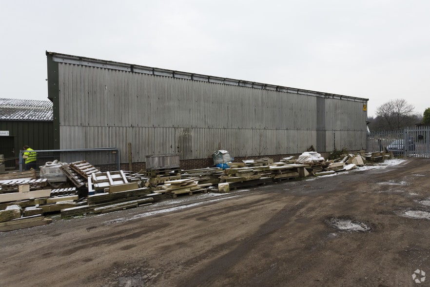 Huddersfield Rd, Mirfield for sale - Building Photo - Image 2 of 3