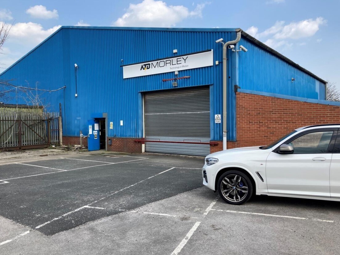 31 Woodlands Ter, Pudsey, LS28 6QD Industrial for Sale