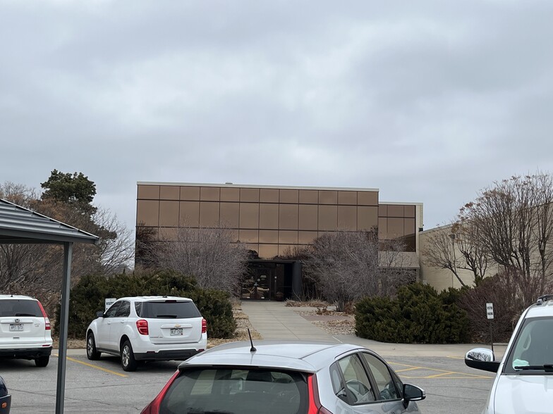 4700 S 19th St, Lincoln, NE for lease - Building Photo - Image 1 of 1