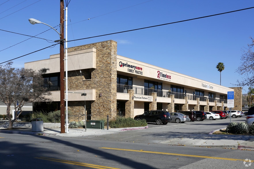 6900 Brockton Ave, Riverside, CA for lease - Primary Photo - Image 1 of 5