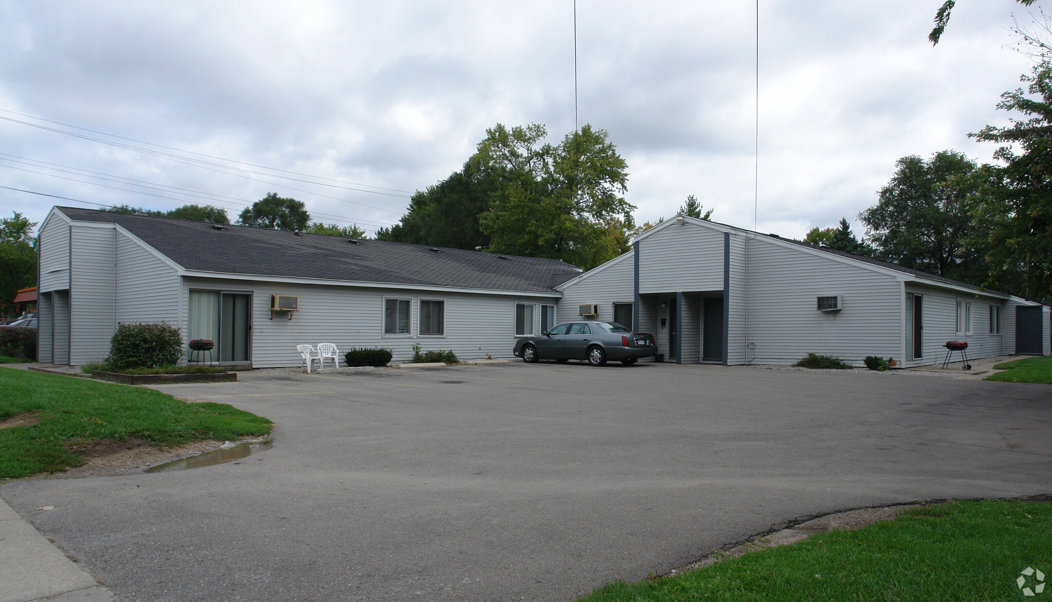 4601 S Martin Luther King Jr Blvd, Lansing, MI for sale Primary Photo- Image 1 of 11