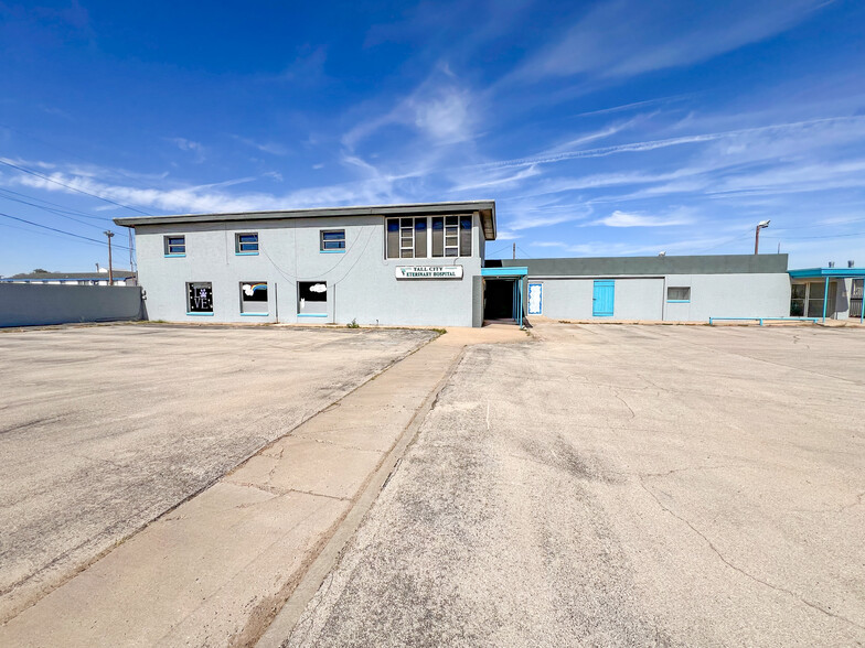 4606 W Wall St, Midland, TX for sale - Building Photo - Image 1 of 47