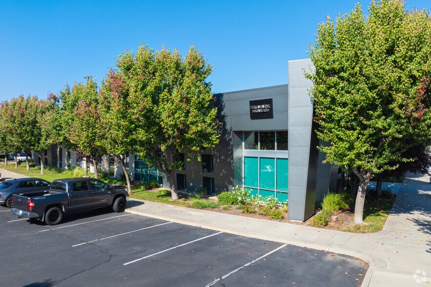 2505 Alluvial Ave, Clovis, CA for sale - Primary Photo - Image 1 of 1