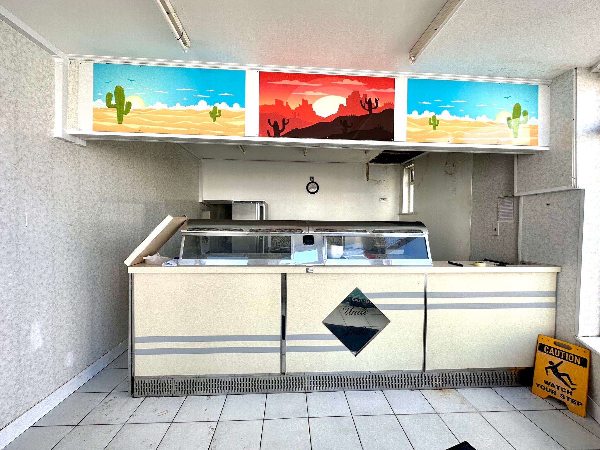 Bossiney Rd, Tintagel for lease Interior Photo- Image 1 of 4