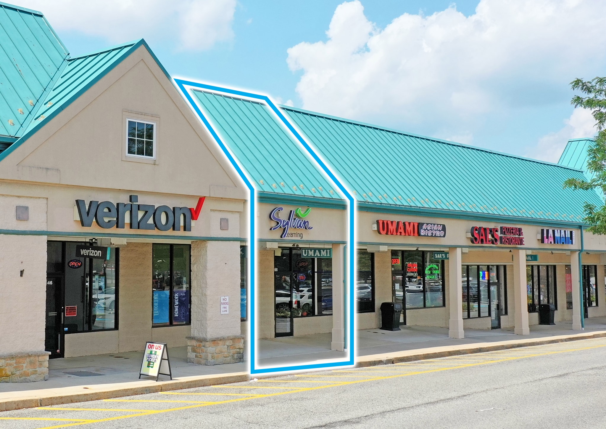 128-168 Eagleview Blvd, Exton, PA for lease Interior Photo- Image 1 of 9