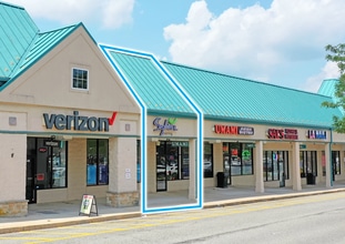 128-168 Eagleview Blvd, Exton, PA for lease Interior Photo- Image 1 of 9