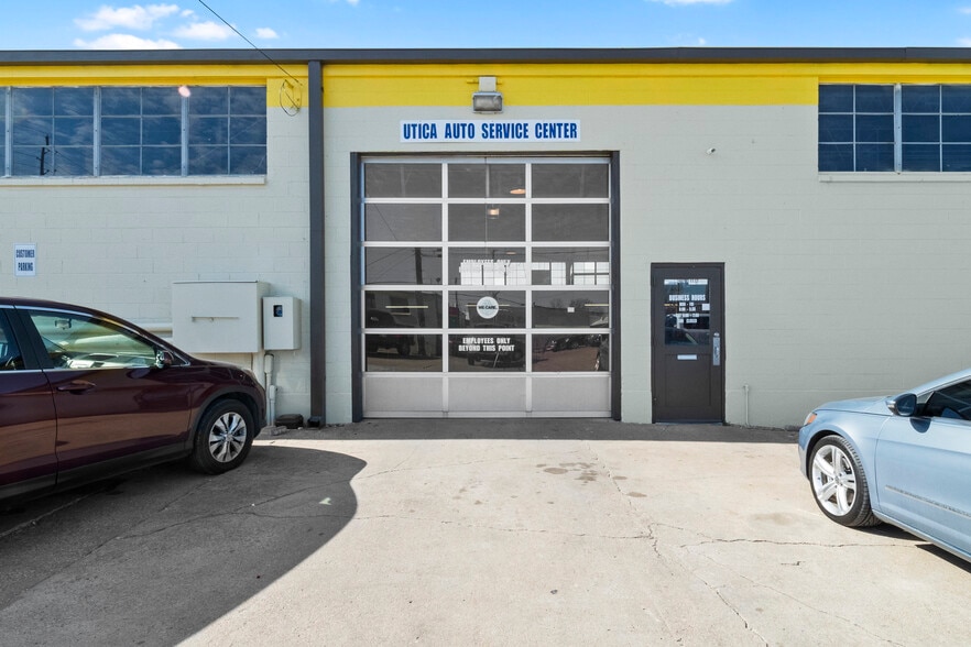 2007-2015 E 11th St, Tulsa, OK for sale - Building Photo - Image 3 of 48