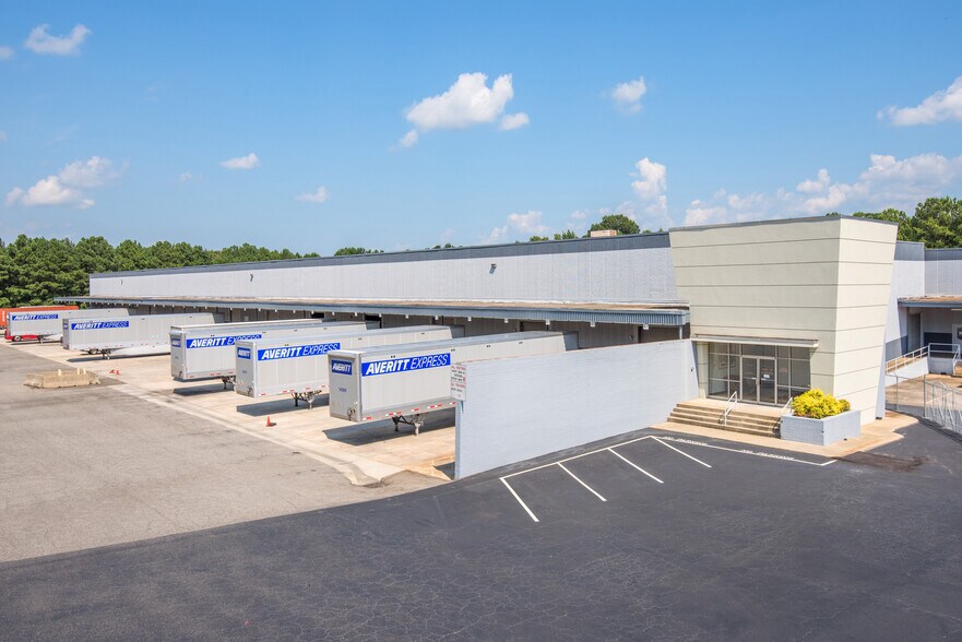 224 N Hoover Rd, Durham, NC 27703