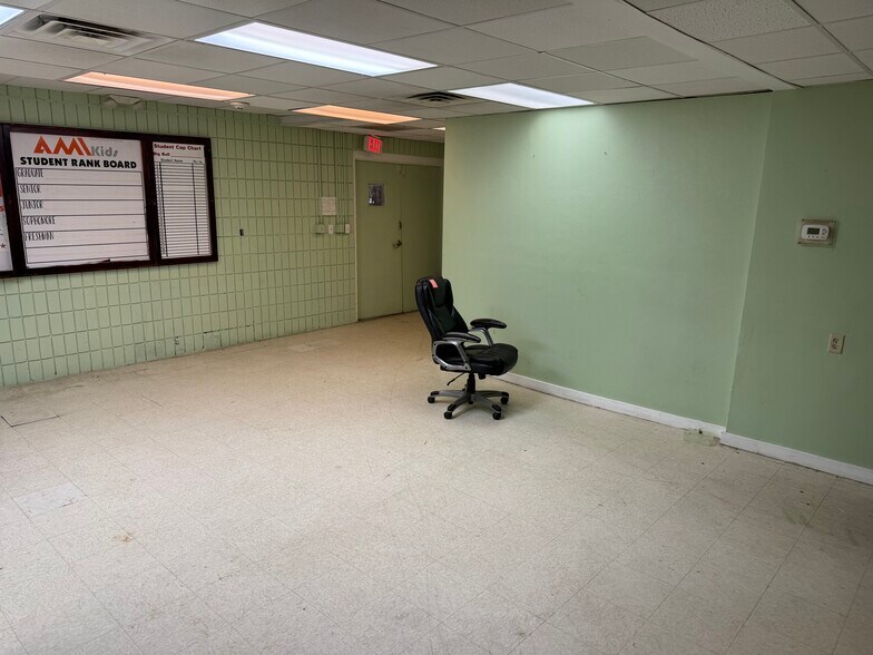 6815 SW Archer Rd, Gainesville, FL for lease - Building Photo - Image 2 of 17