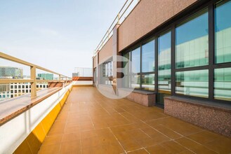 Office in Barcelona, Barcelona for lease Building Photo- Image 2 of 7