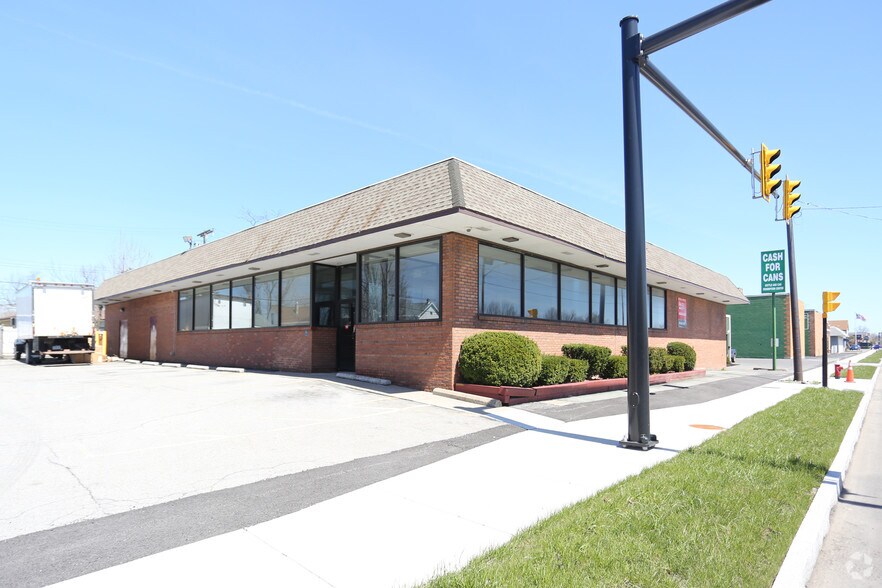 465 Kenmore Ave, Tonawanda, NY for sale - Primary Photo - Image 1 of 1