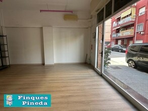 Retail in Pineda de Mar, Barcelona for lease Interior Photo- Image 2 of 7