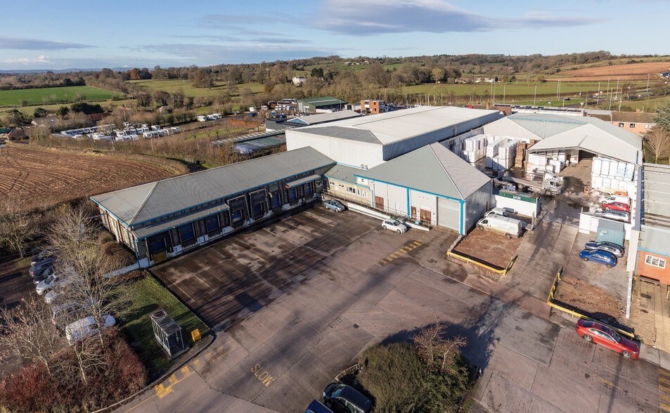 Walford Cross, Taunton, TA2 8QP