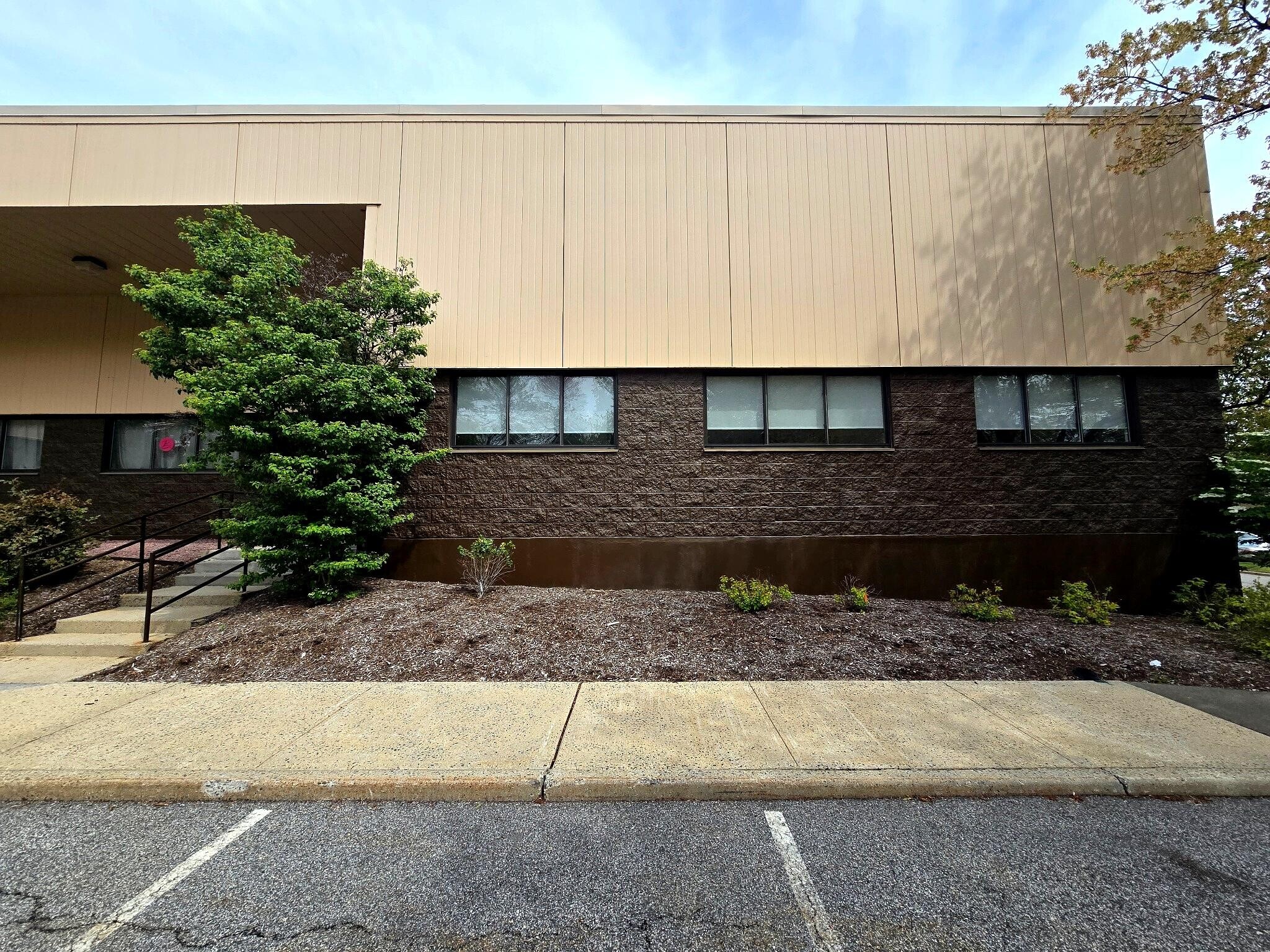 100 Red Schoolhouse Rd, Chestnut Ridge, NY for sale Building Photo- Image 1 of 1