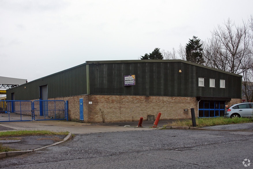 Harvey Rd, Basildon for sale - Primary Photo - Image 1 of 1