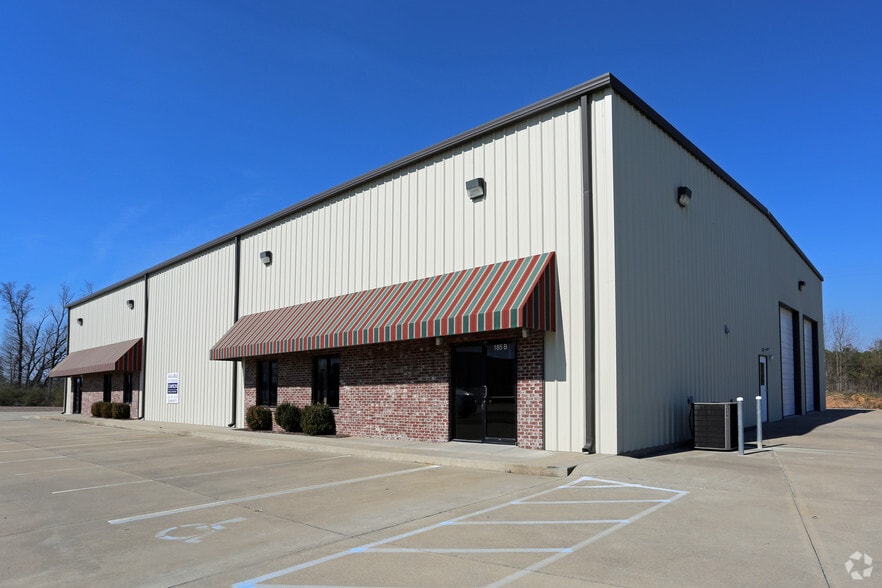 185 Scotland Dr, Alabaster, AL for lease - Building Photo - Image 2 of 3