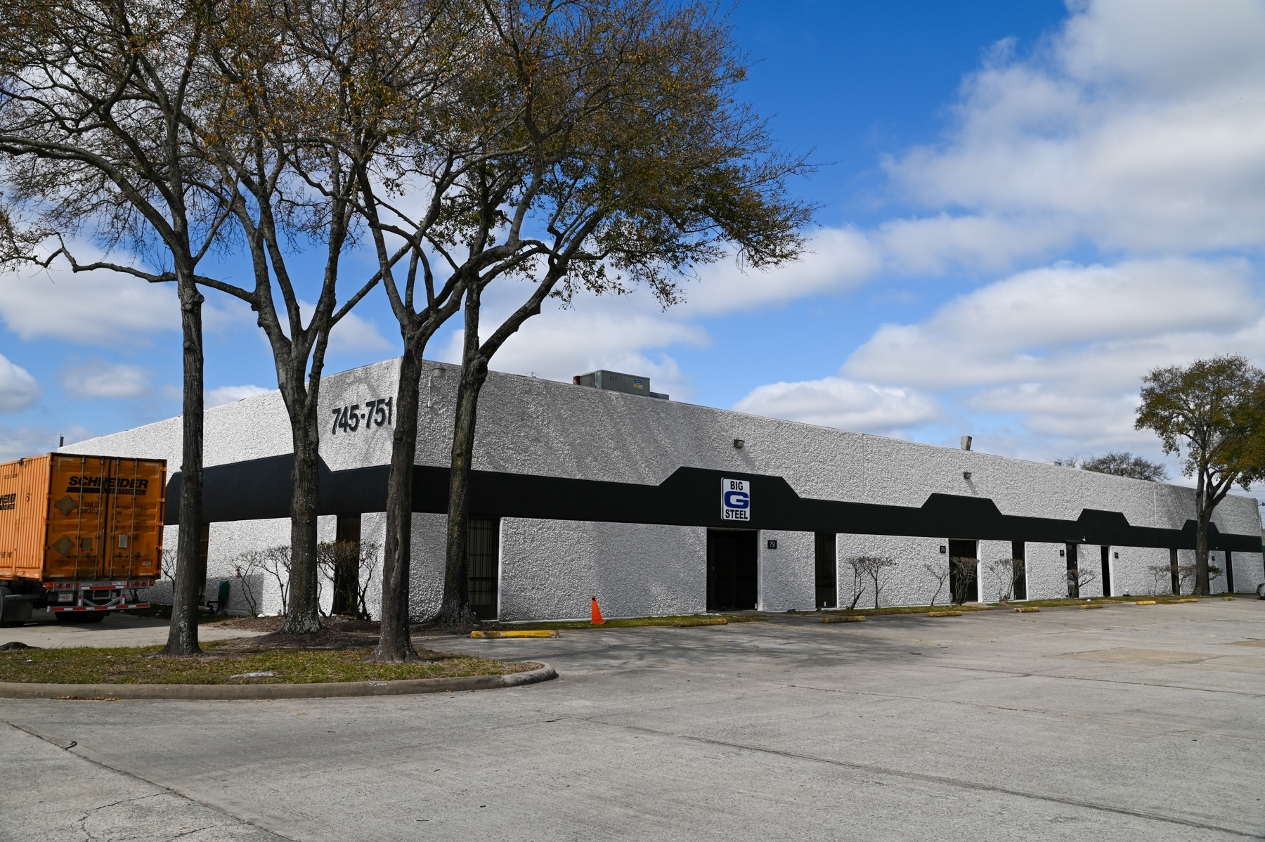 15534 W Hardy Rd, Houston, TX for lease Building Photo- Image 1 of 3