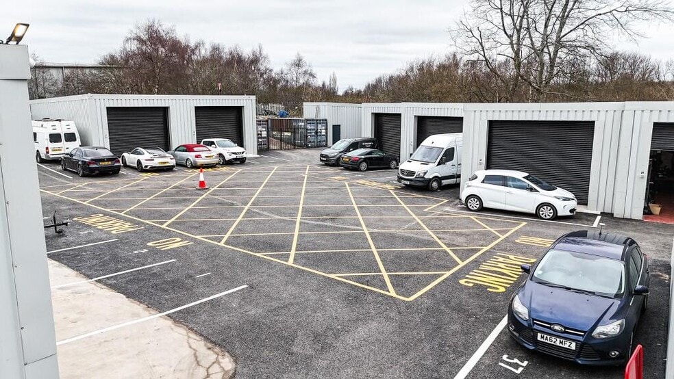 Morton St, Manchester for lease - Building Photo - Image 1 of 9