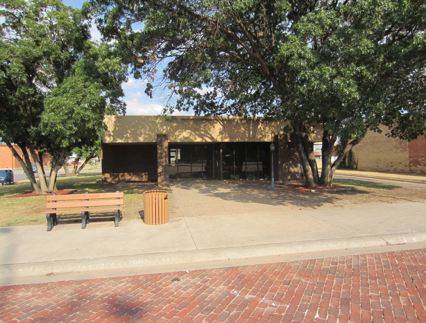 1101 E Court Plz, Anson, TX for sale Primary Photo- Image 1 of 1