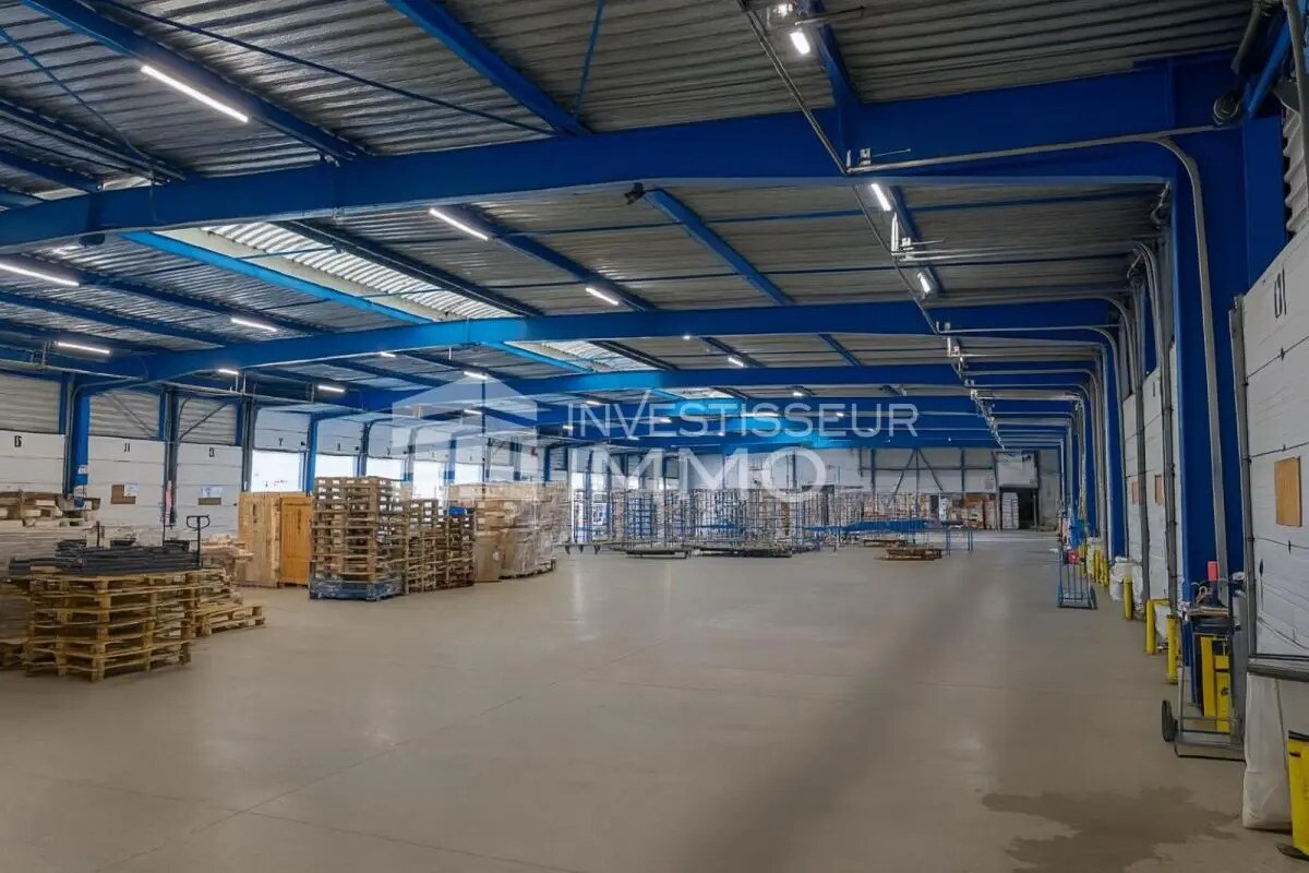 Industrial in Saint-Aignan-Grandlieu for sale Interior Photo- Image 1 of 6