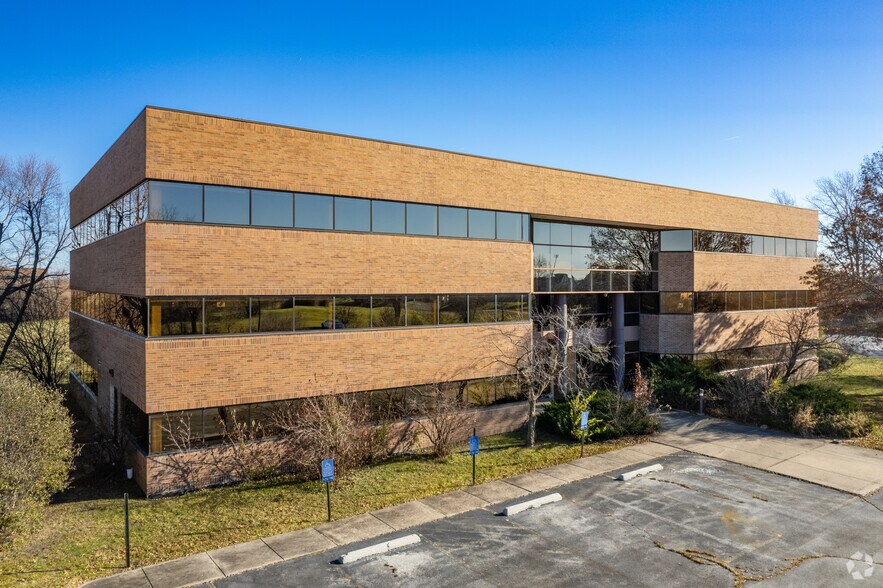 3615 Park Dr, Olympia Fields, IL for sale - Primary Photo - Image 1 of 1