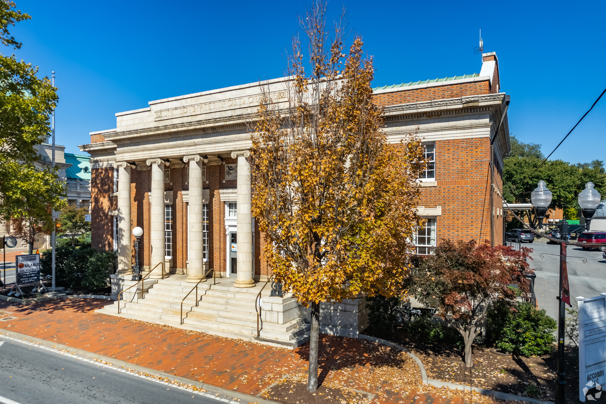 200 N Braddock St, Winchester, VA for lease Primary Photo- Image 1 of 14