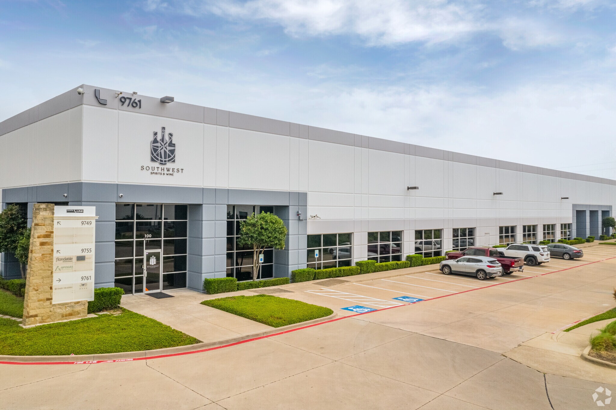 9761 Clifford Dr, Dallas, TX for sale Primary Photo- Image 1 of 1