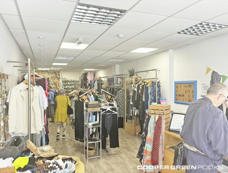 14 Castle St, Shrewsbury for lease - Interior Photo - Image 2 of 2