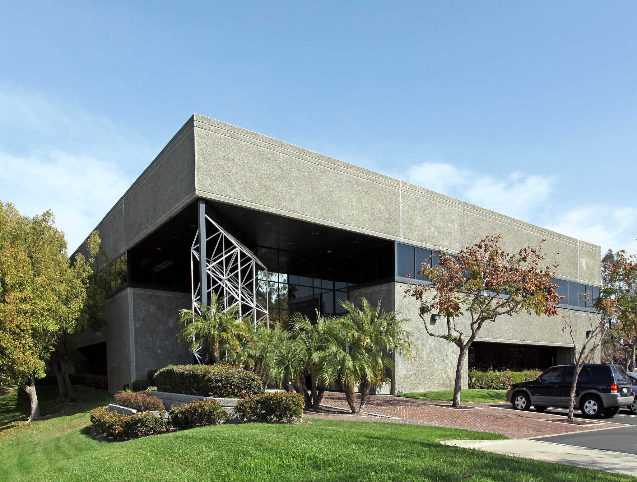 1 Oldfield, Irvine, CA for lease Building Photo- Image 1 of 4