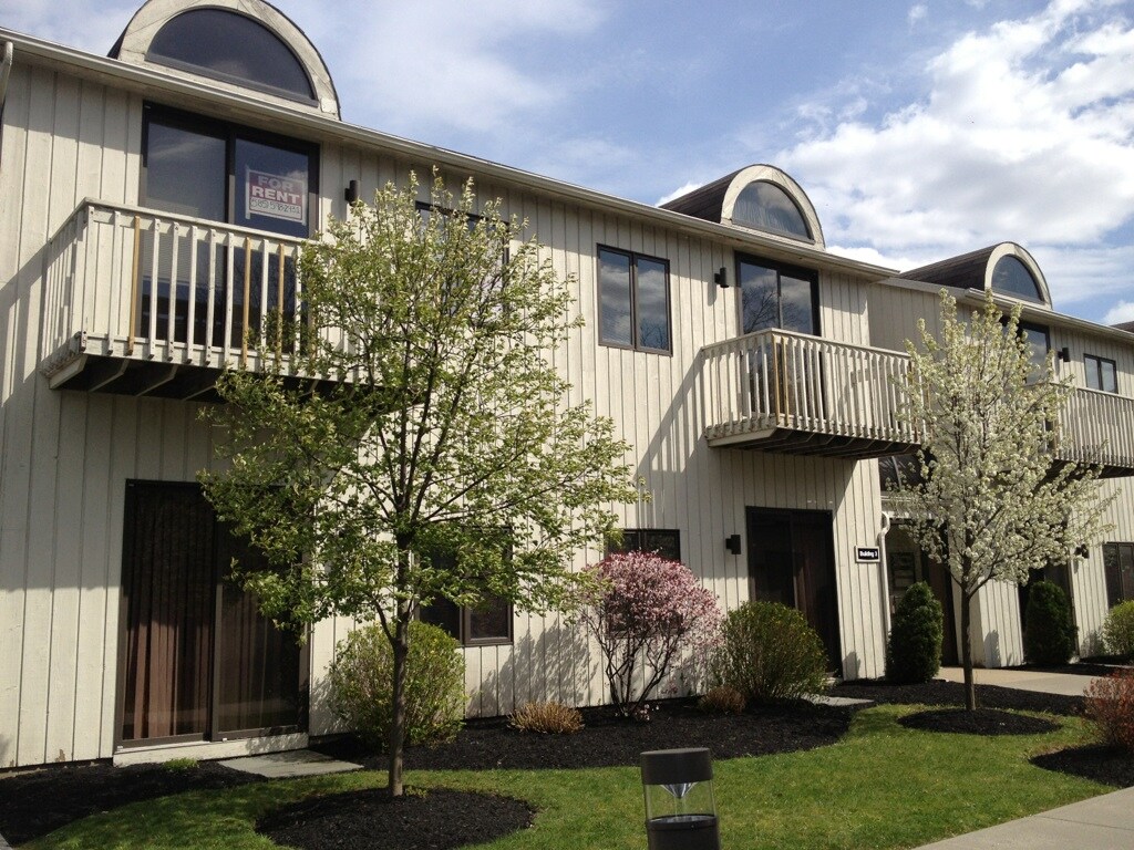 6780 PittsfordPalmyra Rd, Fairport, NY 14450